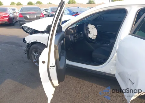 2025 Kia K4 Lxs из США, поврежденный, VIN 3KPFT4DE8SE174603